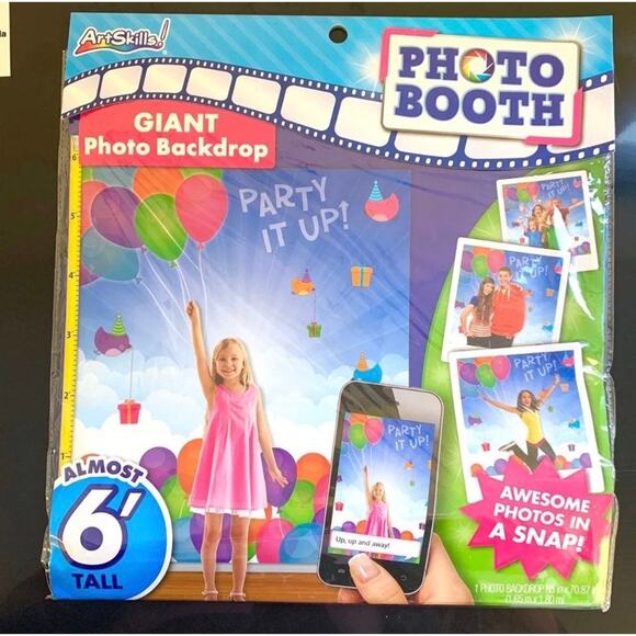 Photo Booth - Giant photo Backdrop 6’ - Picture 1 of 3
